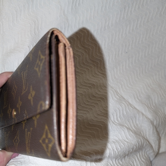 Louis Vuitton Sarah long wallet - Picture 9 of 10